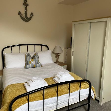 2 Bedroom Flat In Stornoway Town Centre Exteriör bild