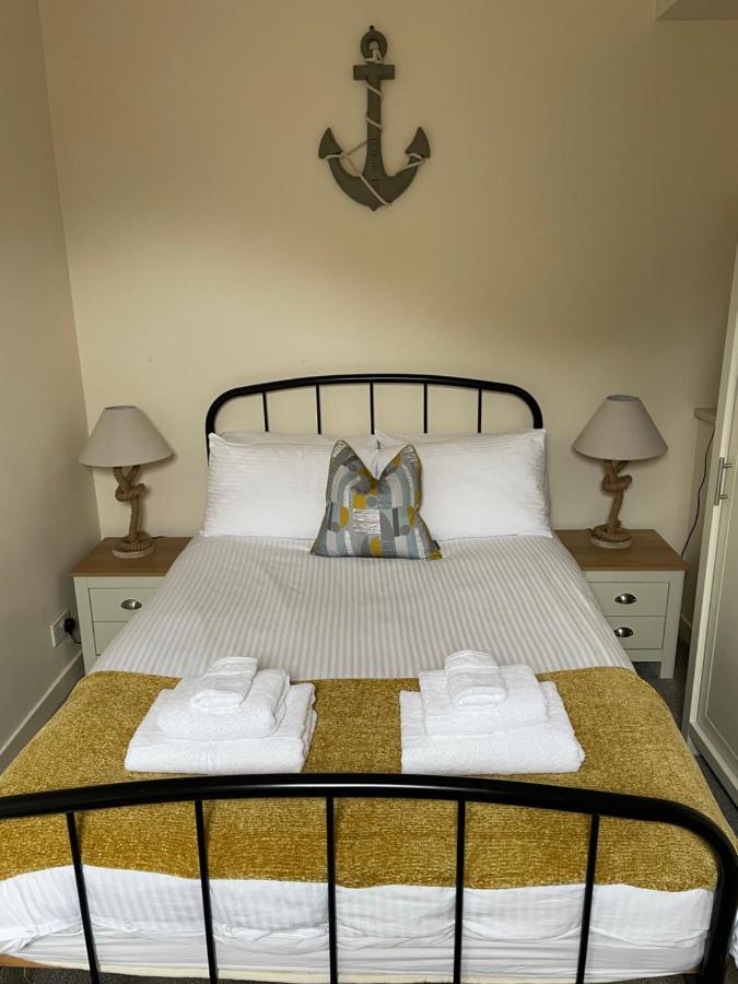2 Bedroom Flat In Stornoway Town Centre Exteriör bild