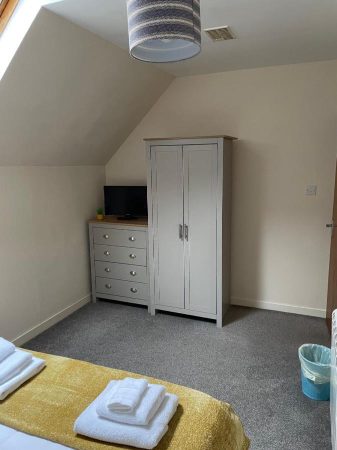2 Bedroom Flat In Stornoway Town Centre Exteriör bild